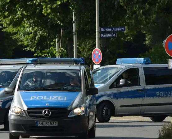 Komendant Stanisław Moroz wręczył awanse policjantom KM Policji w Olsztynie
